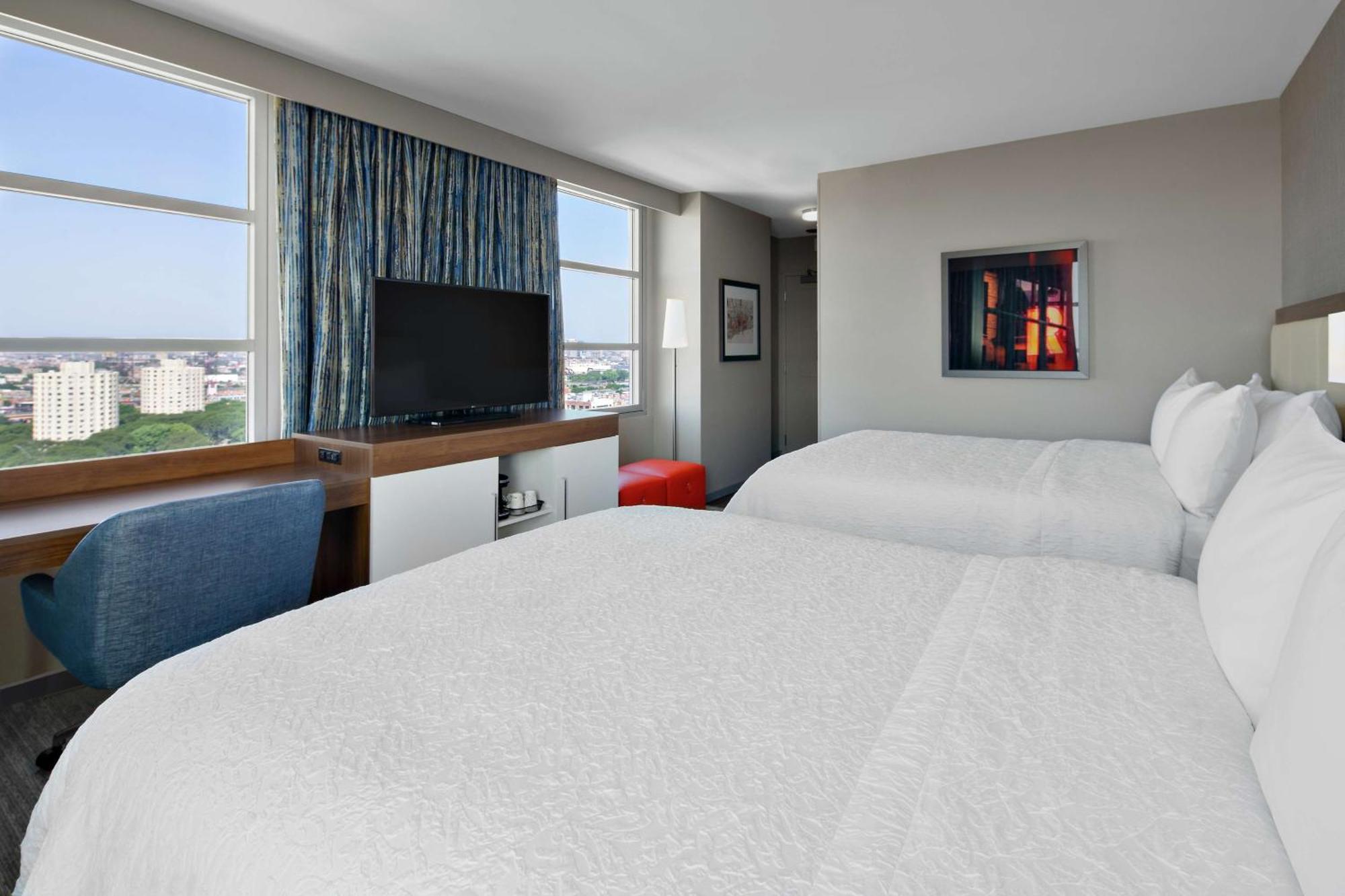 Hampton Inn Chicago Mccormick Place Exterior foto